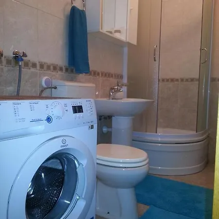 Apartman Kukolj Apartment *