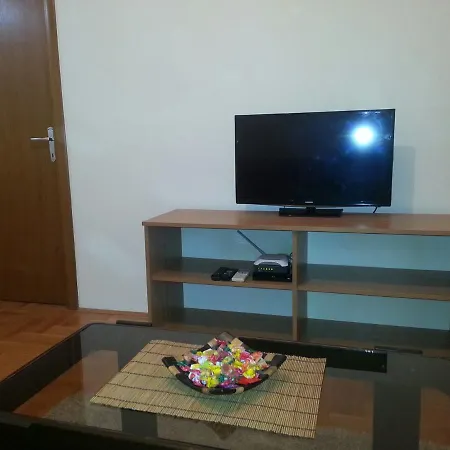Apartment Apartman Kukolj *