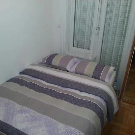 Apartman Kukolj Apartment *