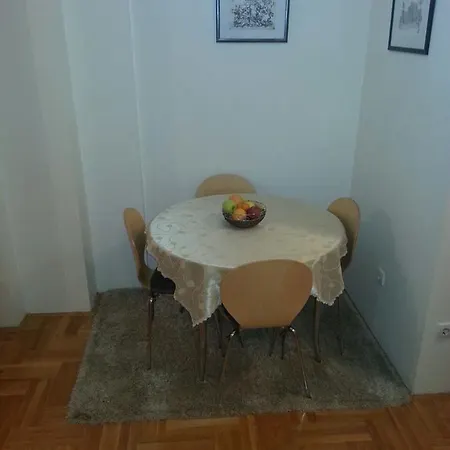 Apartman Kukolj *
